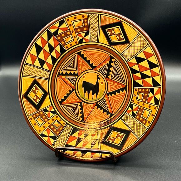 Vintage Handmade Cusco Peru Alpaca Pottery Plate 8.5” Wall Hanging Art Decor - Picture 2 of 8